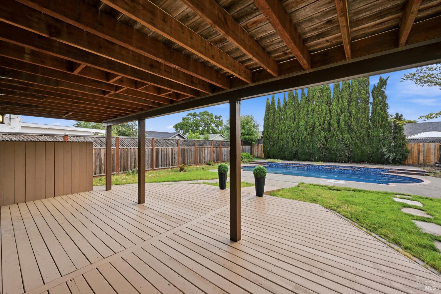 450 Nikki Drive Santa Rosa, CA 95401 - Photo 5 of 43