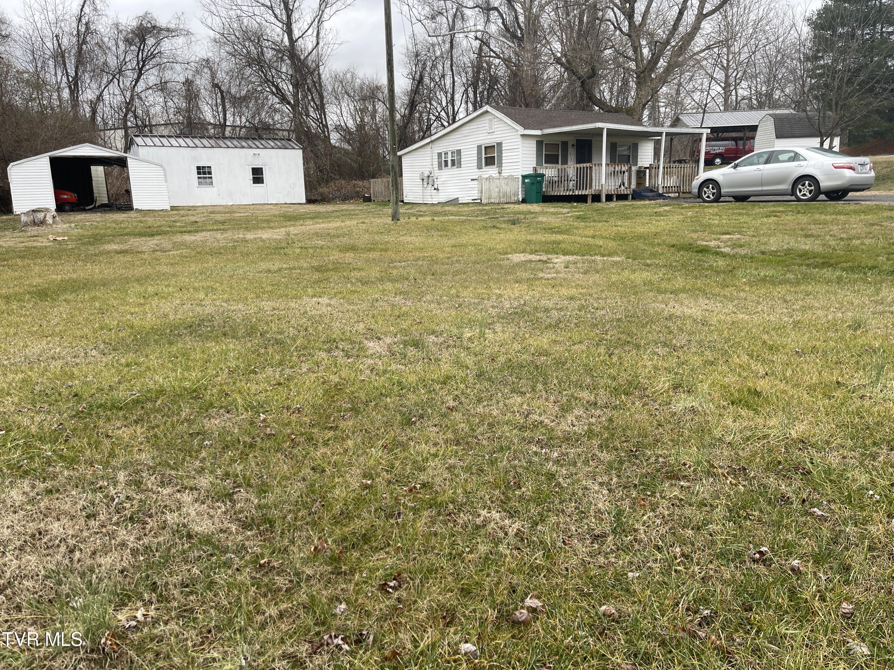 514 Griffith Way Erwin, TN 37650 - Photo 1 of 17 IMG_5193