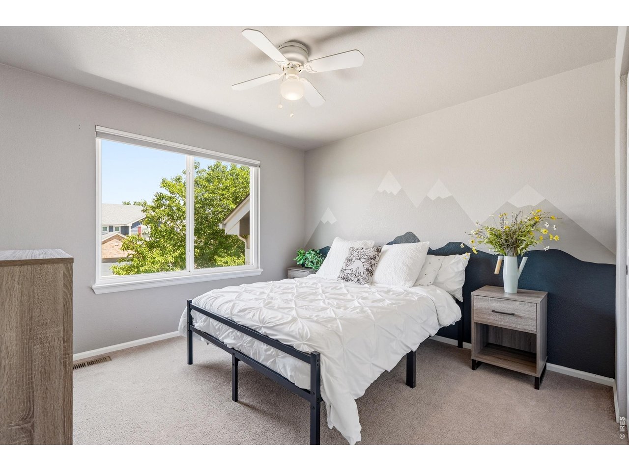 11725 Pleasant Hill Road Longmont, CO 80504 - Photo 27 of 50 An additional upper level bedroom
