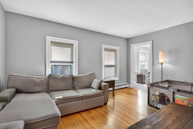 $979,000 | 24 Mechanic Street, Foxboro, MA 02035