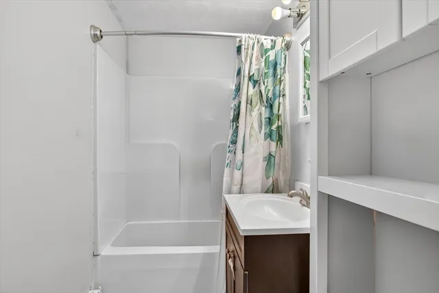 $979,000 | 24 Mechanic Street, Foxboro, MA 02035