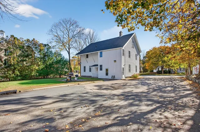 $979,000 | 24 Mechanic Street, Foxboro, MA 02035