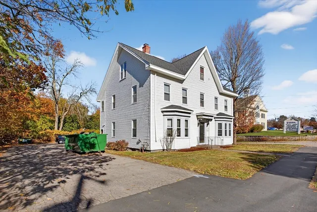 $979,000 | 24 Mechanic Street, Foxboro, MA 02035