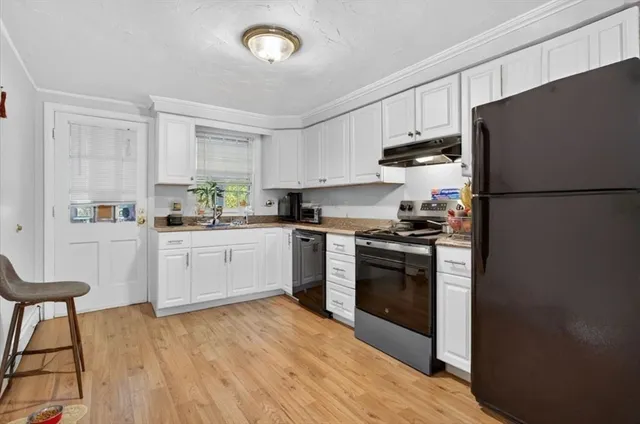 $979,000 | 24 Mechanic Street, Foxboro, MA 02035