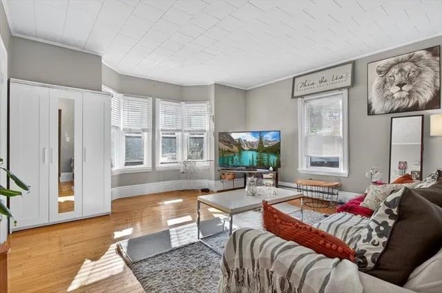 $979,000 | 24 Mechanic Street, Foxboro, MA 02035