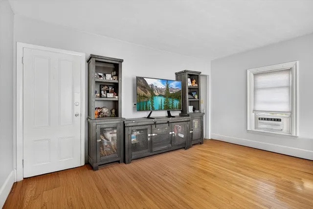 $979,000 | 24 Mechanic Street, Foxboro, MA 02035