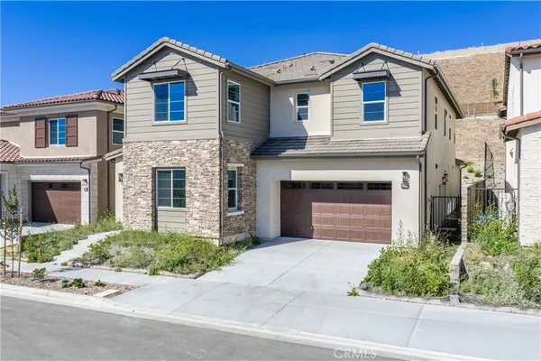 $2,280,000 | 5817 Sunrise Rdg Lane, Lake Forest, CA 92679