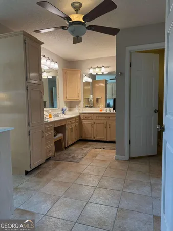$549,900 | 5686 Golden Isle West, Baxley, GA 31513