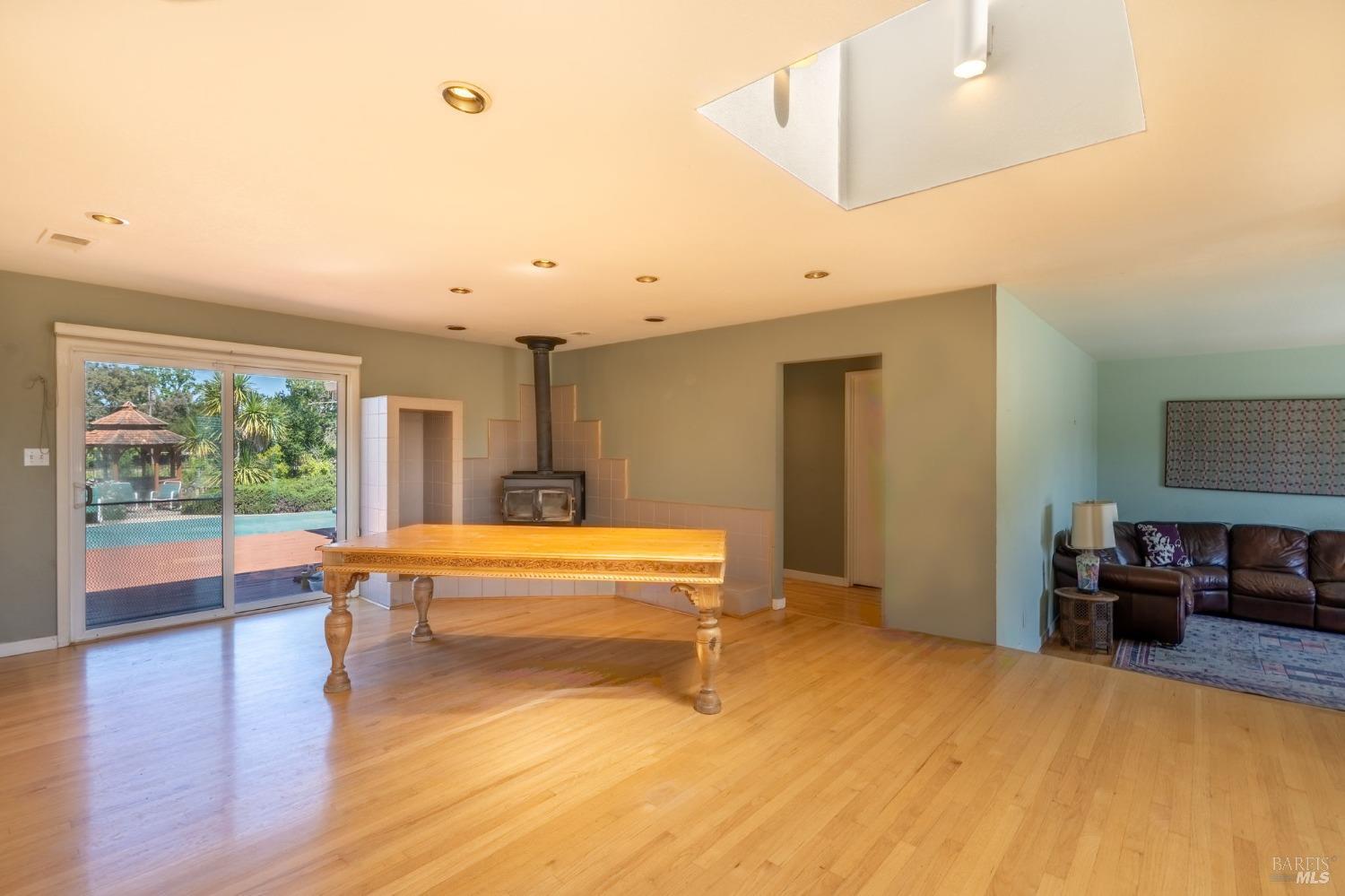 1550 Yountville Cross Road Napa, CA 94558 - Photo 14 of 45