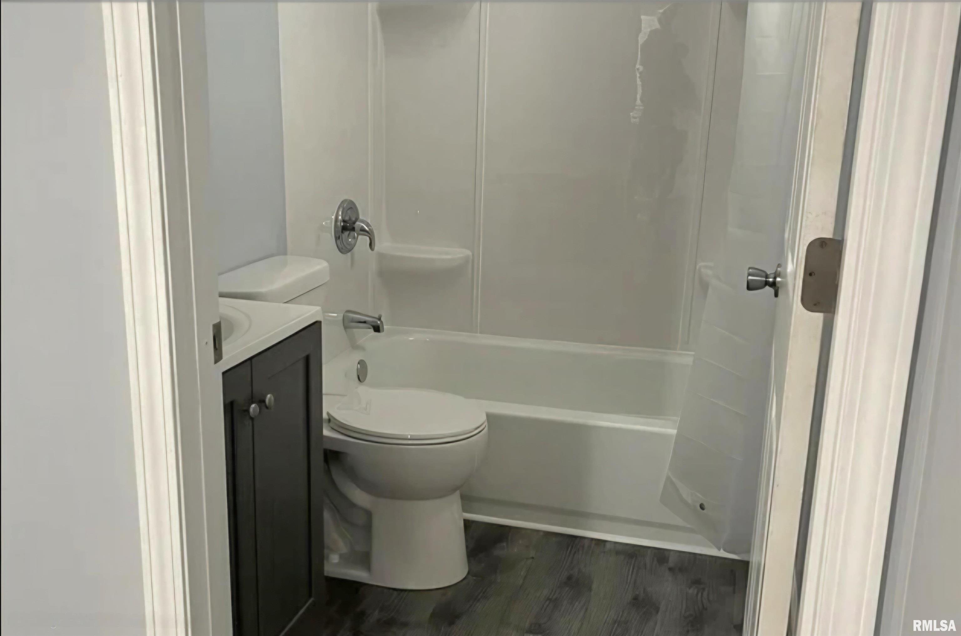 817 East Stanford Avenue Springfield, IL 62703 - Photo 8 of 21