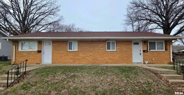 $160,000 | 817 East Stanford Avenue, Springfield, IL 62703