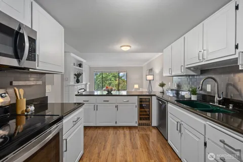 $1,280,000 | 7639 Southeast 29th Street, Mercer Island, WA 98040