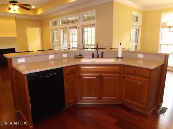 $439,900 | 392 Cromwe Street, Harrogate, TN 37752