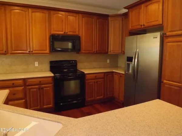 $439,900 | 392 Cromwe Street, Harrogate, TN 37752