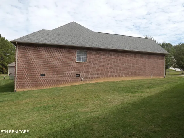 $439,900 | 392 Cromwe Street, Harrogate, TN 37752