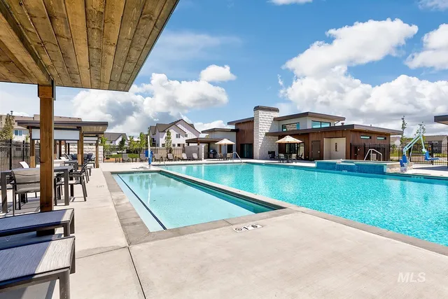 $437,350 | 1881 North Big Star Avenue, Eagle, ID 83616