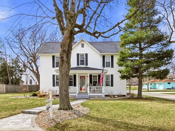 $379,000 | 119 Union Street, Port Austin, MI 48467