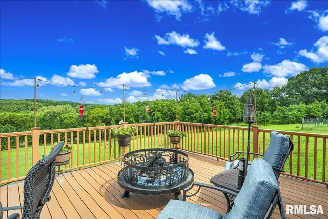 $2,200,000 | 1600 Manson Height Road, Dahinda, IL 61428