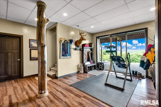 $2,200,000 | 1600 Manson Height Road, Dahinda, IL 61428