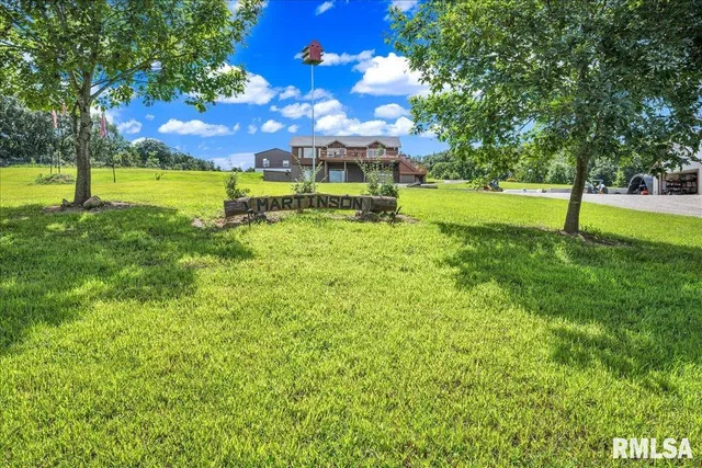 $2,200,000 | 1600 Manson Height Road, Dahinda, IL 61428