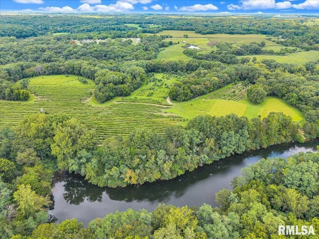 $2,200,000 | 1600 Manson Height Road, Dahinda, IL 61428