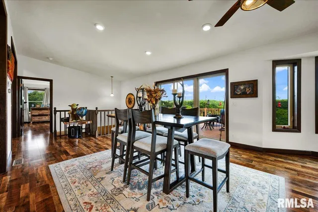 $2,200,000 | 1600 Manson Height Road, Dahinda, IL 61428