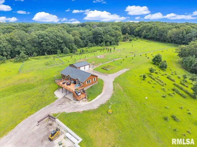$2,200,000 | 1600 Manson Height Road, Dahinda, IL 61428