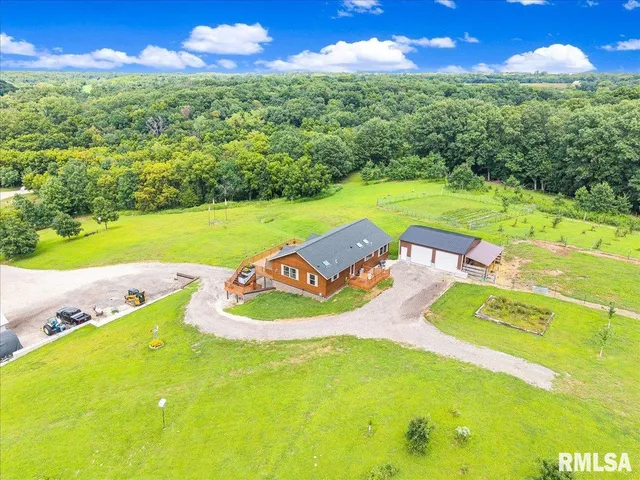 $2,200,000 | 1600 Manson Height Road, Dahinda, IL 61428