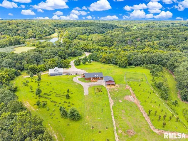 $2,200,000 | 1600 Manson Height Road, Dahinda, IL 61428