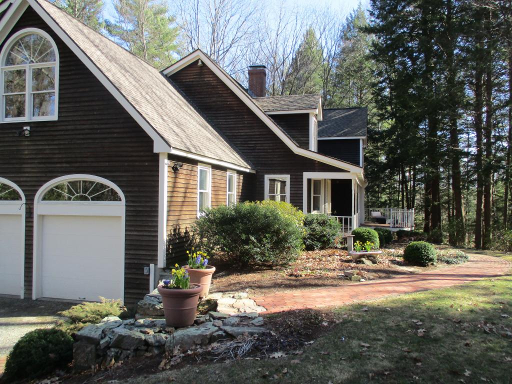 2 Hemlock Court Newfields, NH 03856 - Photo 3 of 36