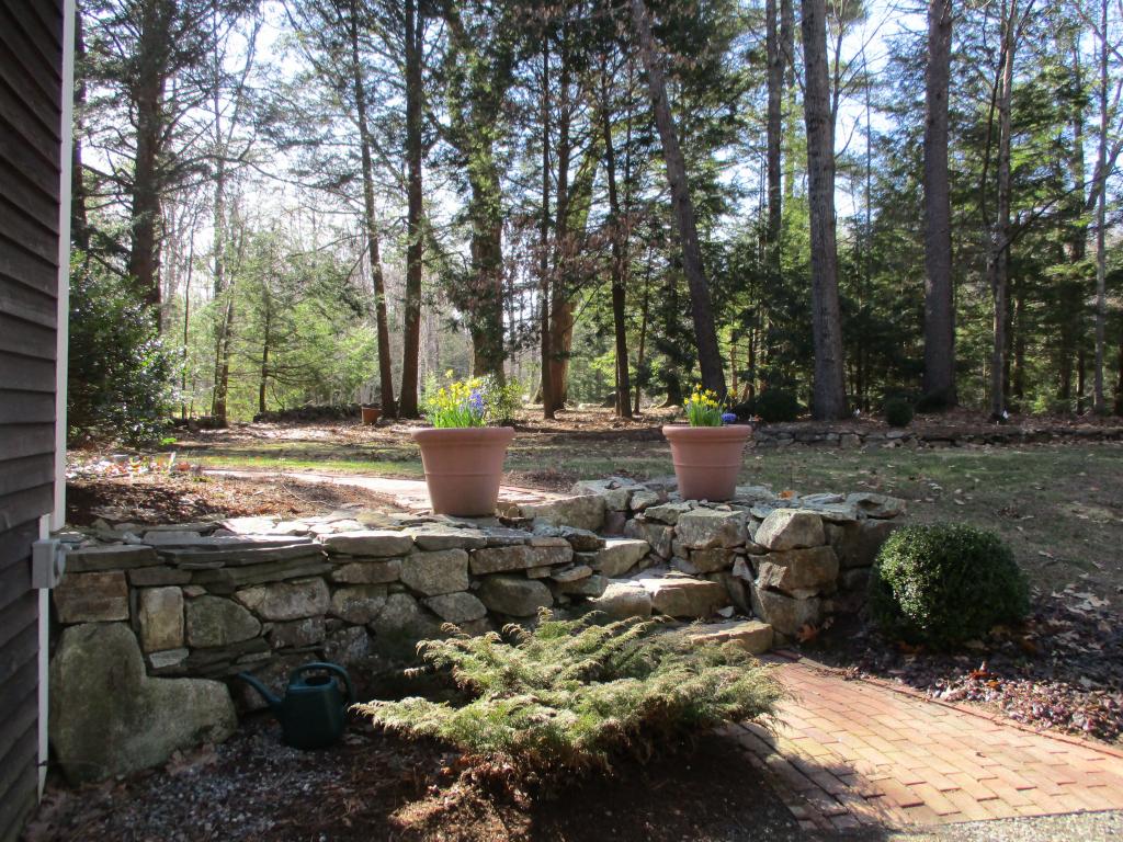 2 Hemlock Court Newfields, NH 03856 - Photo 4 of 36
