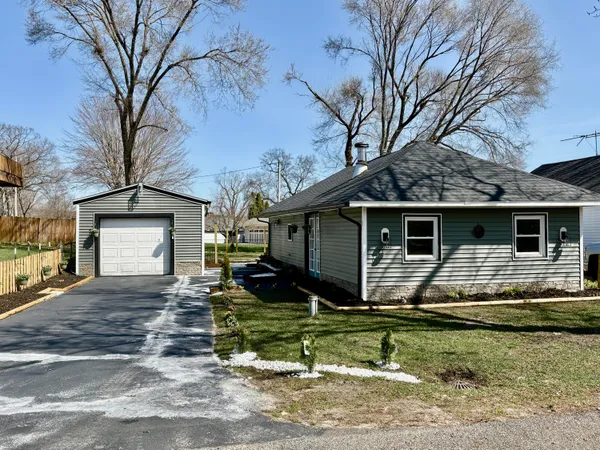 $249,000 | 460 Hazel Court, Muskegon, MI 49442