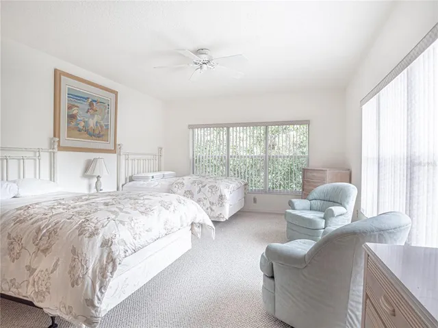 $6,000 | 920 East Lake Drive, Tarpon Springs, FL 34688