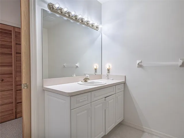 $6,000 | 920 East Lake Drive, Tarpon Springs, FL 34688