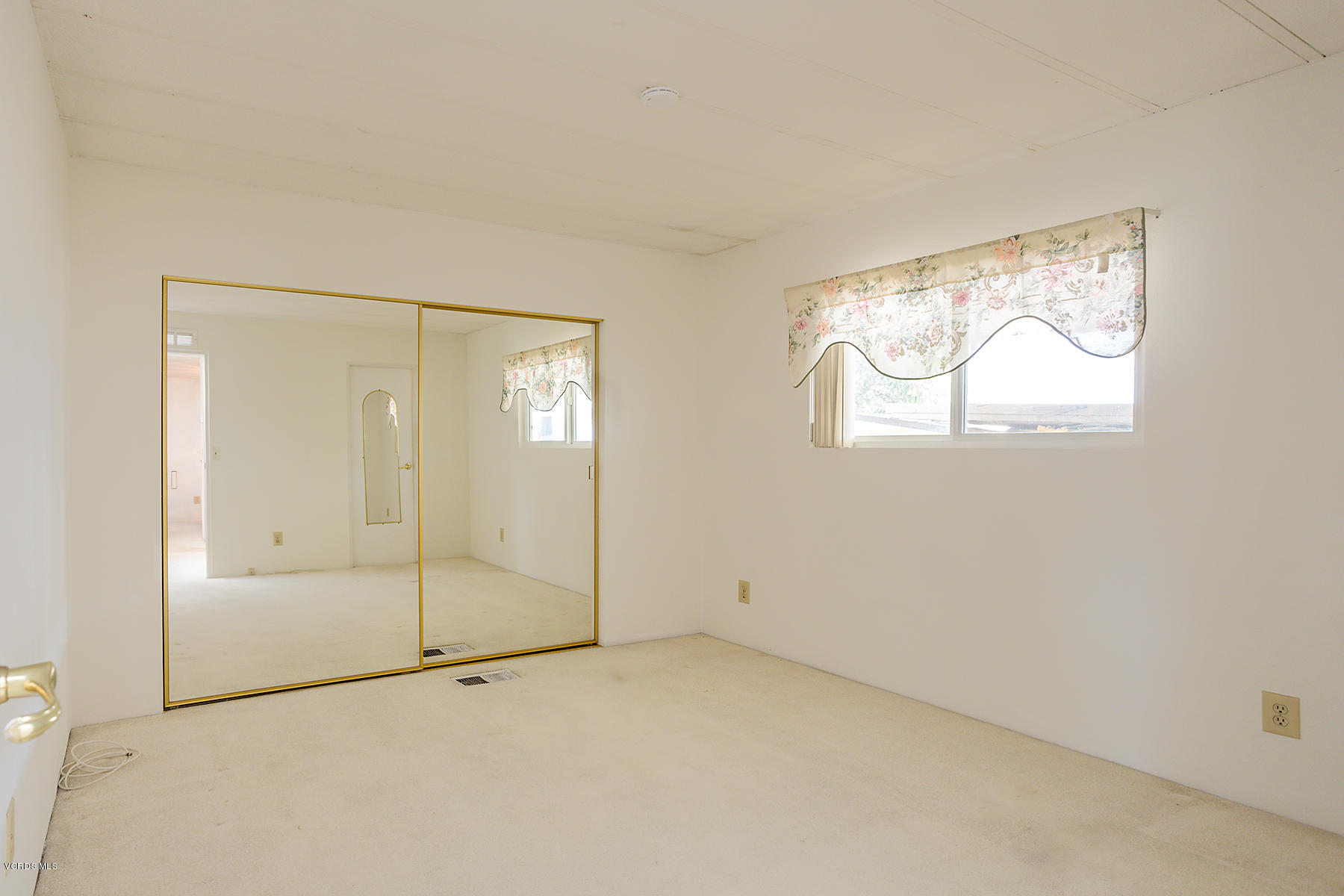 1550 Rory Lane, Unit 223 Simi Valley, CA 93063 - Photo 17 of 36 223Rory17-mls