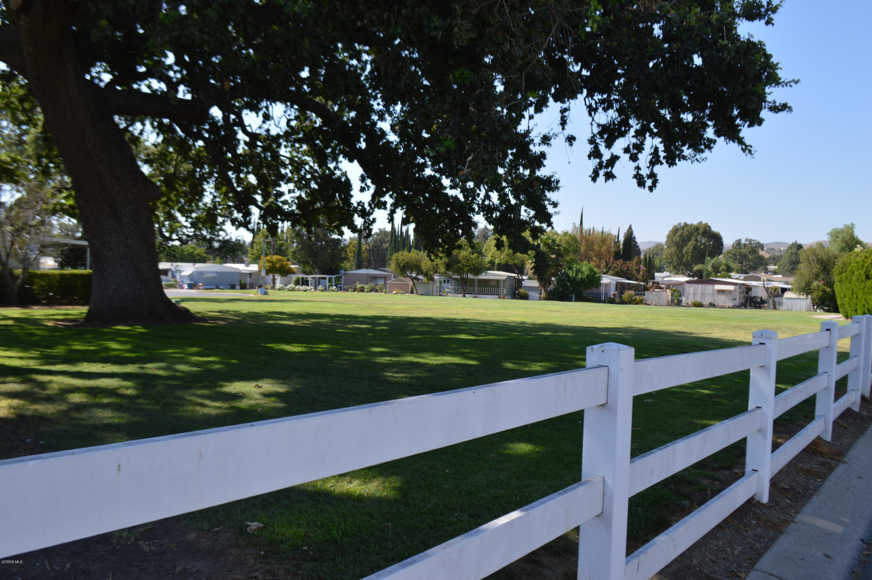 1550 Rory Lane, Unit 223 Simi Valley, CA 93063 - Photo 34 of 36 DSC_0064