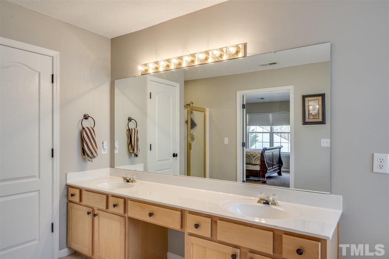 108 Grassy Point Road Apex, NC 27502 - Photo 19 of 29 Gallery Image 19
