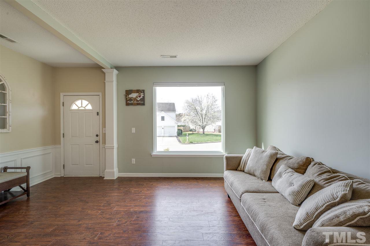 108 Grassy Point Road Apex, NC 27502 - Photo 4 of 29 Gallery Image 4