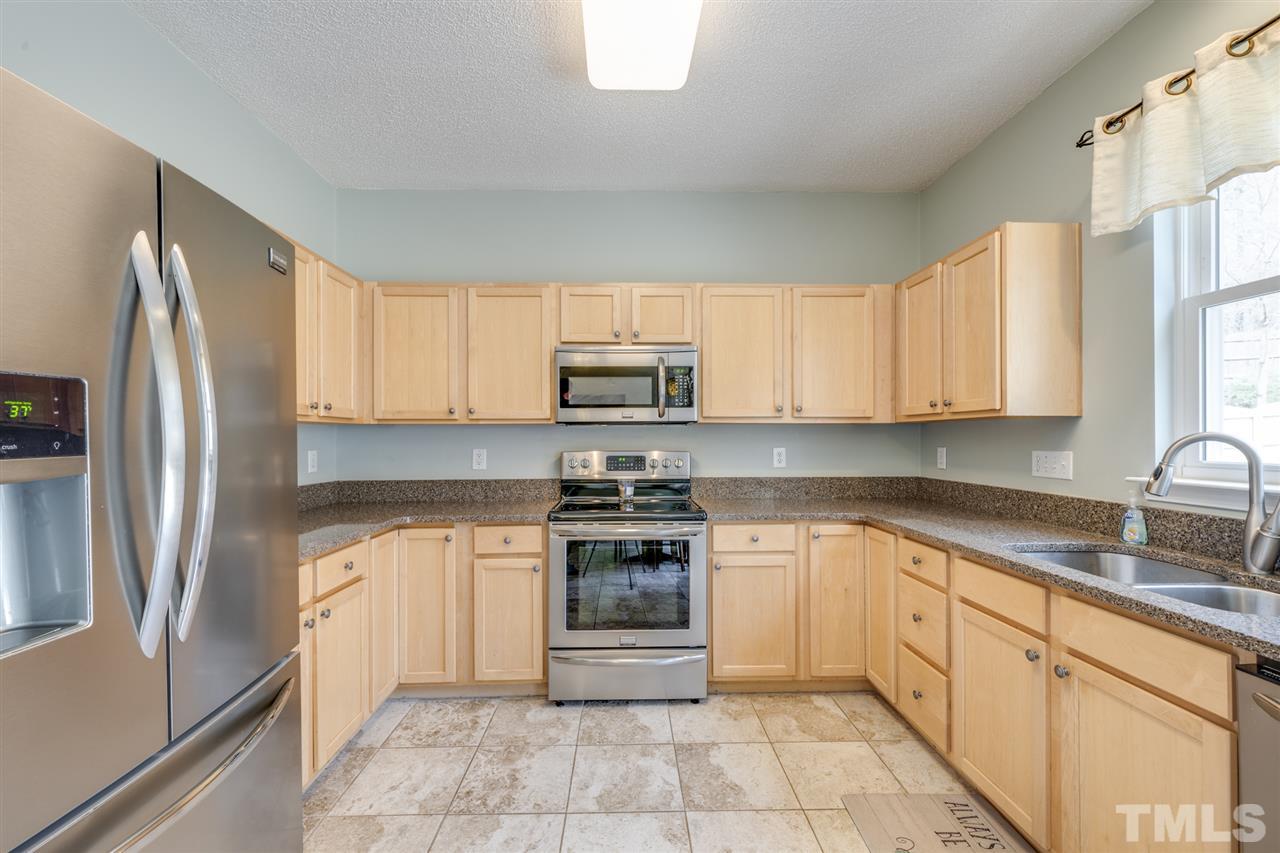 108 Grassy Point Road Apex, NC 27502 - Photo 7 of 29 Gallery Image 7