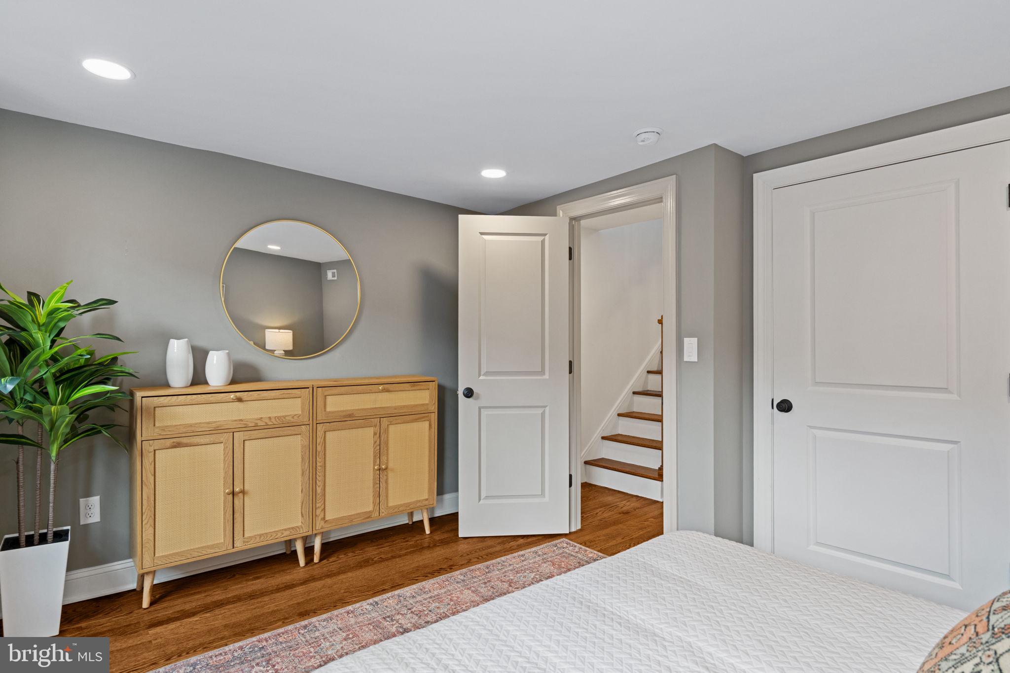 917 Catharine Street Philadelphia, PA 19147 - Photo 14 of 34