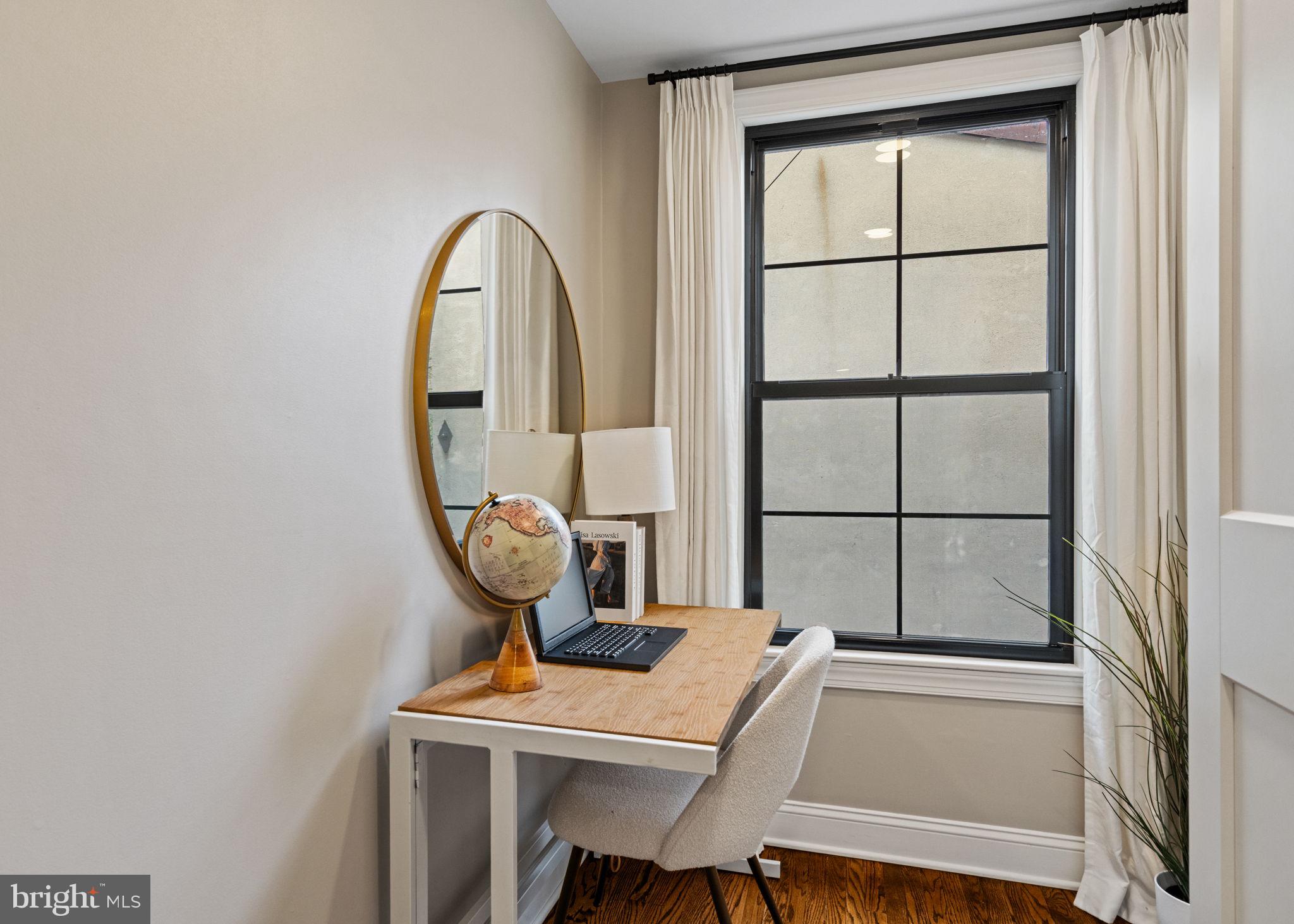 917 Catharine Street Philadelphia, PA 19147 - Photo 19 of 34