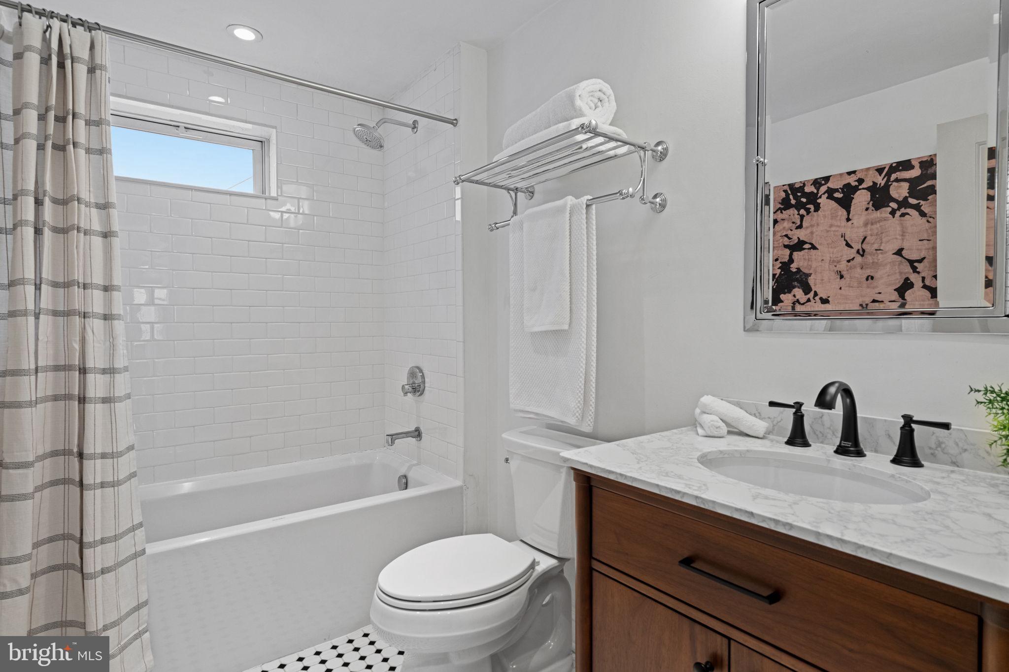 917 Catharine Street Philadelphia, PA 19147 - Photo 20 of 34