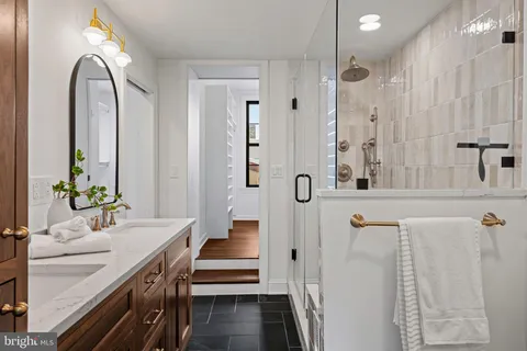 $775,000 | 917 Catharine Street, Philadelphia, PA 19147