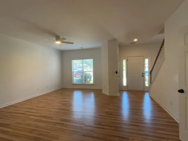 $3,100 | 1544 Oxborough Circle, Mount Pleasant, SC 29466