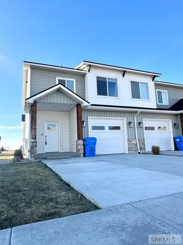 $349,000 | 458 South 3rd West, Unit 458, Sugar City, ID 83448