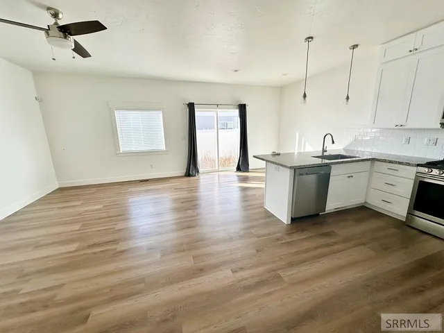 $349,000 | 458 South 3rd West, Unit 458, Sugar City, ID 83448