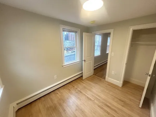 $3,000 | 190 Third Street, Unit 3, Cambridge, MA 02141