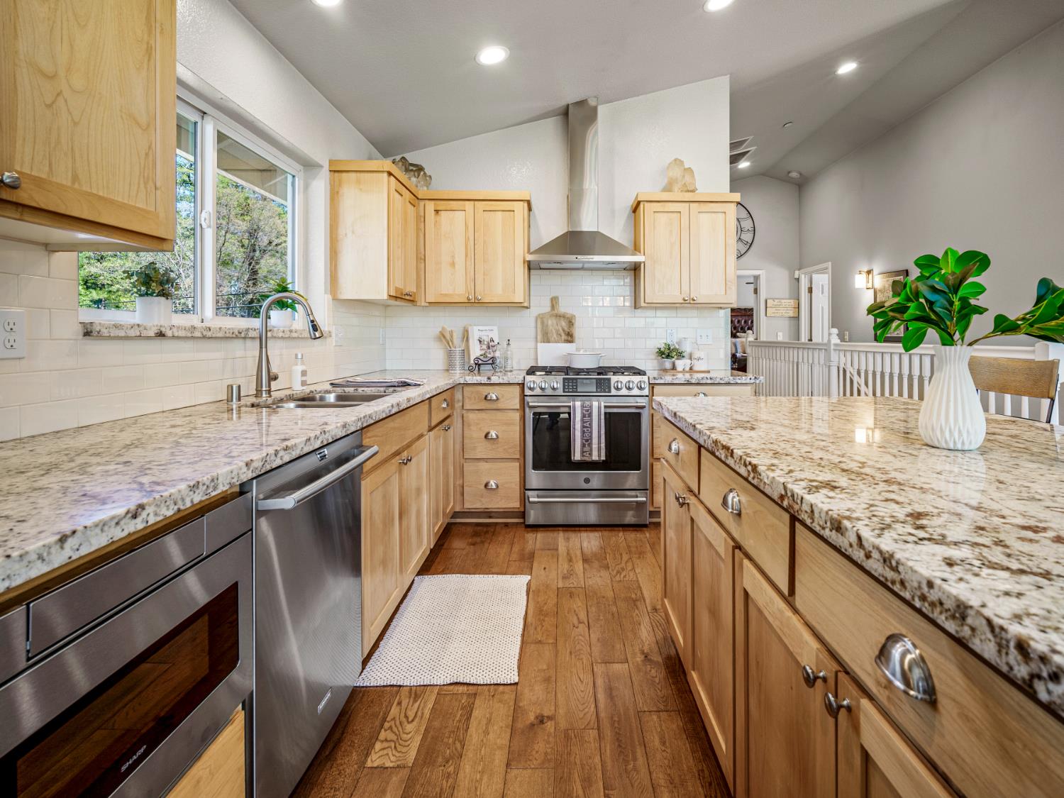 5031 Shooting Star Road Pollock Pines, CA 95726 - Photo 10 of 53