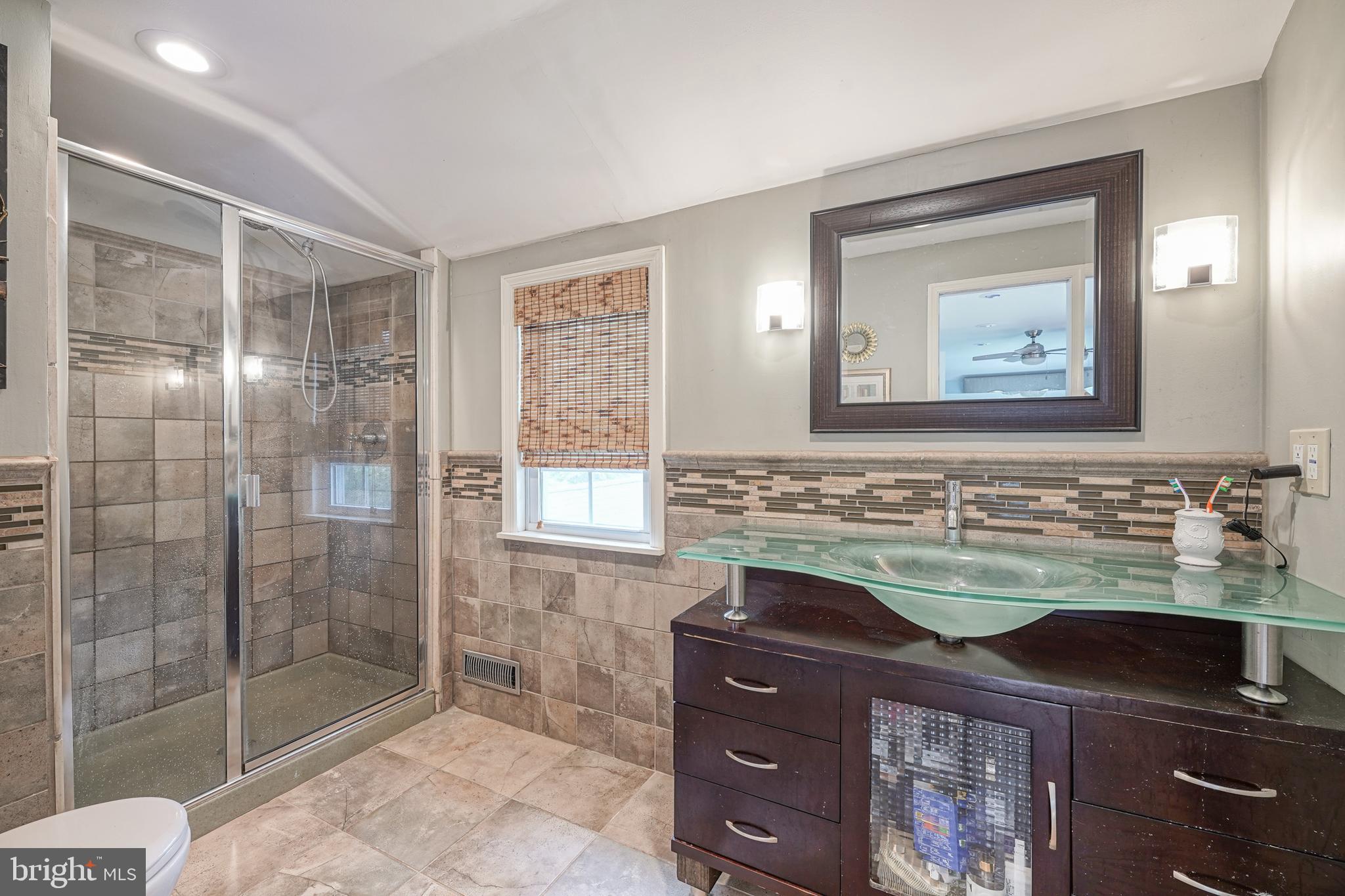 128 Farmington Road Cherry Hill, NJ 08034 - Photo 16 of 57