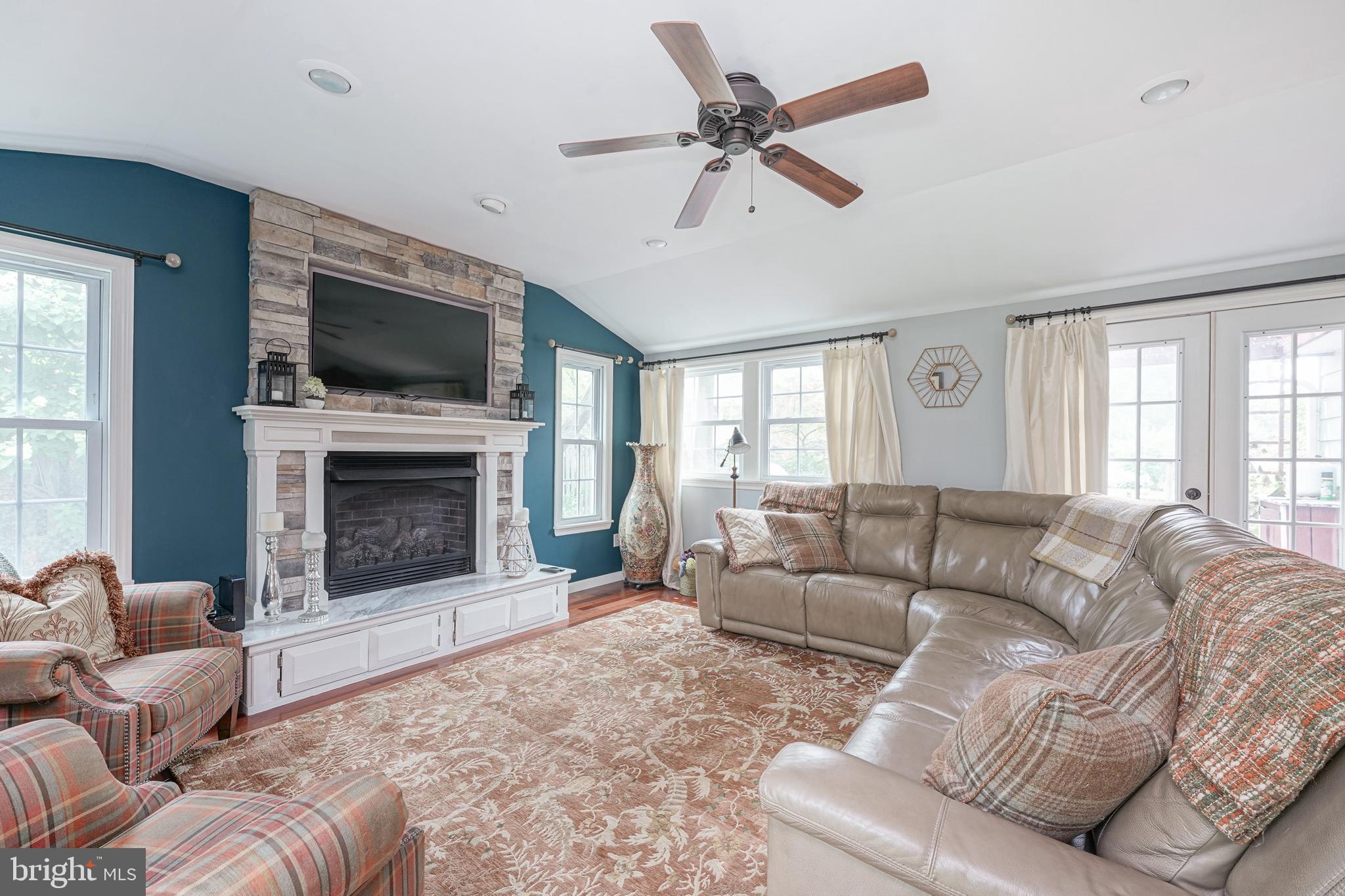 128 Farmington Road Cherry Hill, NJ 08034 - Photo 30 of 57